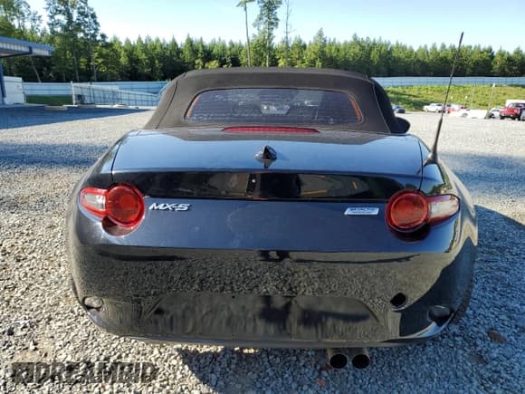 ✅ 2016 Mazda MX-5 Miata Grand Touring • VIN: JM1NDAD72G0115751 • Lot: 64492763. Wystawiony na Copart z przebiegiem 19 934 mil. Bezpłatny archiwum sprzedaży aukcyjnych z USA i szczegółowy raport historii pojazdu na DreamBid. Zdjęcie 6.