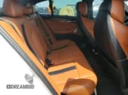 ✅ 2018 BMW M5 • VIN: WBSJF0C54JB282166 • Lot: 52648763. Wystawiony na Copart z przebiegiem 42 376 mil. Bezpłatny archiwum sprzedaży aukcyjnych z USA i szczegółowy raport historii pojazdu na DreamBid. Zdjęcie 10.