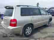 2001 Toyota Highlander z VIN JTEGF21A010014509, wystawiony jako IAAI lot #41512700 z przebiegiem 165 065 mil mil oraz . Historia ofert i sprzedaży dostępna na DreamBid. Obrazek 4.