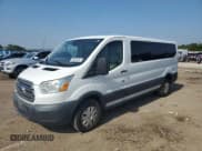 ✅ 2015 Ford Transit XL • VIN: 1FBZX2ZM4FKA26302 • Lot: 65333335. Wystawiony na Copart z przebiegiem 118 381 mil. Bezpłatny archiwum sprzedaży aukcyjnych z USA i szczegółowy raport historii pojazdu na DreamBid. Zdjęcie 1.