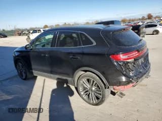 ✅ 2016 Lincoln MKC Reserve • VIN: 5LMTJ3DH2GUJ23385 • Lot: 92206785. Wystawiony na Copart z przebiegiem 70 510 mil. Bezpłatny archiwum sprzedaży aukcyjnych z USA i szczegółowy raport historii pojazdu na DreamBid. Zdjęcie 2.