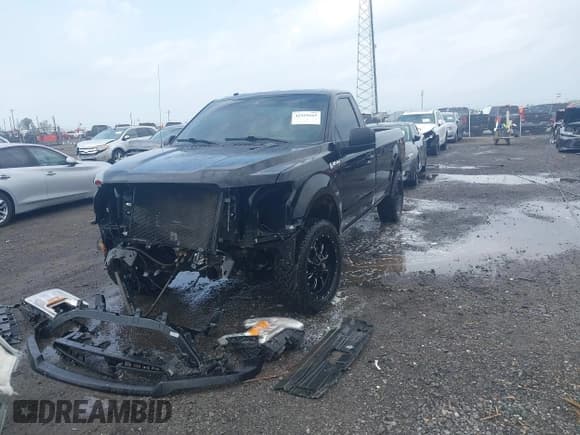 ✅ 2019 Ford F-150 XL • VIN: 1FTMF1CB7KKD87222 • Lot: 41955665. Listed on IAAI with 129,786 mi. Free auction sales archive from the USA and detailed vehicle history report at DreamBid. Image 12.