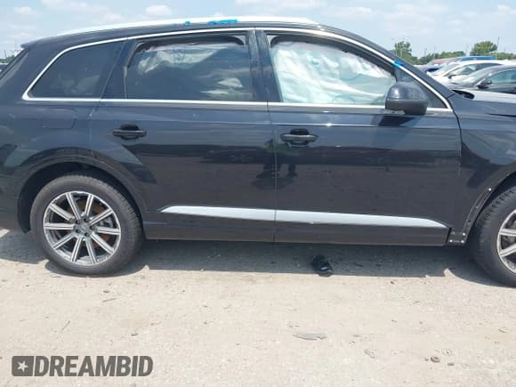 ✅ 2019 Audi Q7 Premium Plus • VIN: WA1LAAF71KD004813 • Lot: 43155055. Wystawiony na IAAI z przebiegiem Nie podano. Bezpłatny archiwum sprzedaży aukcyjnych z USA i szczegółowy raport historii pojazdu na DreamBid. Zdjęcie 13.