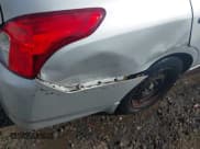 ✅ 2015 Nissan Versa S Plus • VIN: 3N1CN7AP3FL884243 • Lot: 43685905. Wystawiony na IAAI z przebiegiem 168 791 mil. Bezpłatny archiwum sprzedaży aukcyjnych z USA i szczegółowy raport historii pojazdu na DreamBid. Zdjęcie 6.