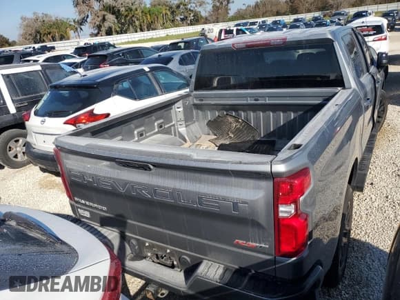 ✅ 2023 Chevrolet Silverado 1500 • VIN: 1GCPADE80PZ315159 • Лот: 77268924. Опубликован ранее на Copart с пробегом 31 309 миль. Бесплатный доступ к архиву аукционных продаж из США и подробный отчёт об истории автомобиля на DreamBid. Изображение 3.