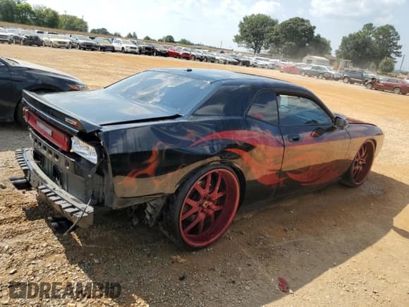 ✅ 2008 Dodge Challenger SRT-8 • VIN: 2B3LJ74W28H312203 • Lot: 64511794. Wystawiony na Copart z przebiegiem Nie podano. Bezpłatny archiwum sprzedaży aukcyjnych z USA i szczegółowy raport historii pojazdu na DreamBid. Zdjęcie 3.