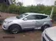 2017 Hyundai Santa Fe 2.4L z VIN 5XYZT3LB1HG437508, wystawiony jako IAAI lot #43278655 z przebiegiem 104 863 mil mil oraz . Historia ofert i sprzedaży dostępna na DreamBid. Obrazek 14.