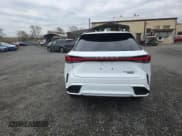 ✅ 2024 Lexus RX 500h F Sport Performance • VIN: 2T2BCMEA9RC016091 • Лот: 92692605. Опубликован ранее на Copart с пробегом 23 670 миль. Бесплатный доступ к архиву аукционных продаж из США и подробный отчёт об истории автомобиля на DreamBid. Изображение 6.