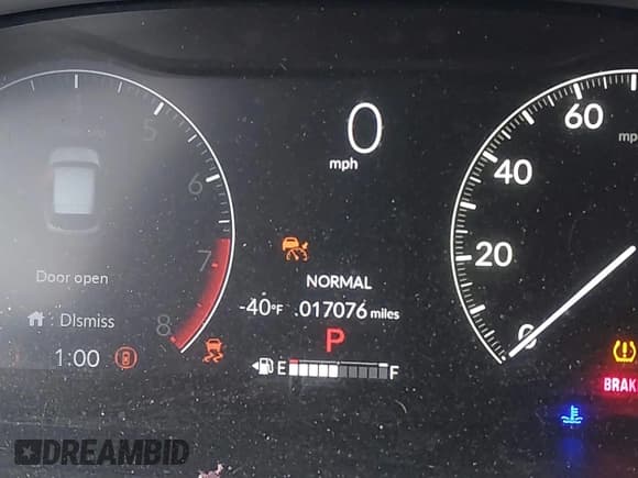 ✅ 2024 Honda HR-V LX • VIN: 3CZRZ2H33RM773928 • Lot: 43034219. Listed on IAAI with 17,076 mi. Free auction sales archive from the USA and detailed vehicle history report at DreamBid. Image 7.