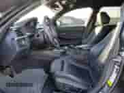 2015 BMW 3 Series 328d xDrive z VIN WBA3K5C50FK301180, wystawiony jako Copart lot #87468704 z przebiegiem Nie podano mil oraz Szkoda całkowita • Salvage title. Historia ofert i sprzedaży dostępna na DreamBid. Obrazek 7.