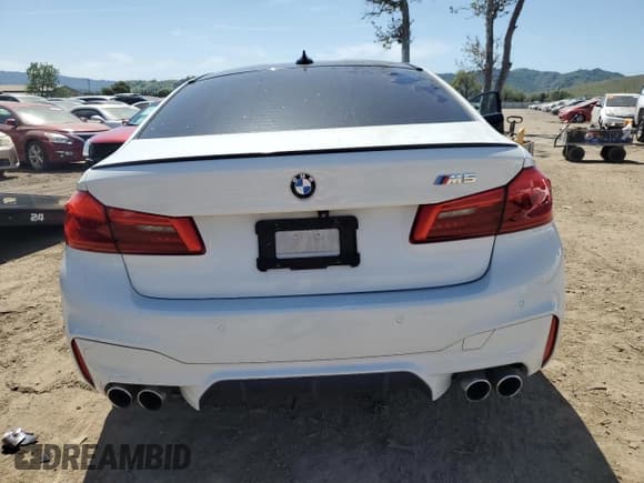 ✅ 2019 BMW M5 • VIN: WBSJF0C56KB446714 • Lot: 52604265. Wystawiony na Copart z przebiegiem 63 401 mil. Bezpłatny archiwum sprzedaży aukcyjnych z USA i szczegółowy raport historii pojazdu na DreamBid. Zdjęcie 6.