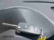 2013 Volkswagen Tiguan SE z VIN WVGAV7AX5DW504777, wystawiony jako IAAI lot #42596461 z przebiegiem 165 782 mil mil oraz . Historia ofert i sprzedaży dostępna na DreamBid. Obrazek 11.