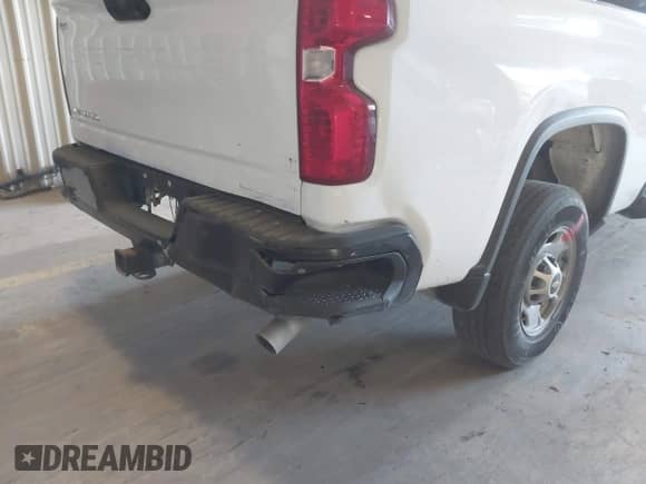 2020 Chevrolet Silverado 2500HD Work Truck с VIN 1GC1WLE72LF313188, выставлен на аукционе IAAI как лот 41619519 с пробегом 84 050 миль миль и . История ставок и продаж доступна на DreamBid. Изображение 18.