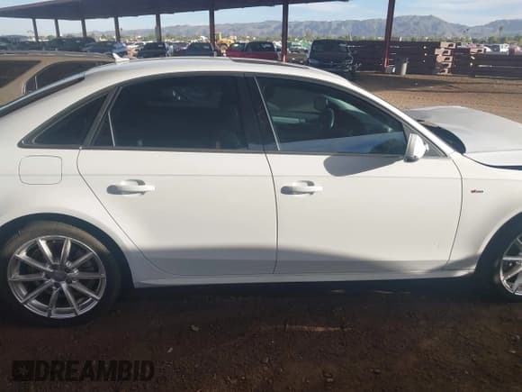 ✅ 2014 Audi A4 Premium Plus • VIN: WAUFFAFL7EN015831 • Лот: 43604835. Опубликован ранее на IAAI с пробегом 195 495 миль. Бесплатный доступ к архиву аукционных продаж из США и подробный отчёт об истории автомобиля на DreamBid. Изображение 14.