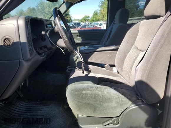 ✅ 2004 Chevrolet Silverado 1500 LS • VIN: 1GCEK14T74E177468 • Лот: 72660584. Опубликован ранее на Copart с пробегом Не указан. Бесплатный доступ к архиву аукционных продаж из США и подробный отчёт об истории автомобиля на DreamBid. Изображение 7.