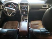 ✅ 2013 Ford Explorer Limited • VIN: 1FM5K7F83DGC80284 • Lot: 86841245. Wystawiony na Copart z przebiegiem 208 667 mil. Bezpłatny archiwum sprzedaży aukcyjnych z USA i szczegółowy raport historii pojazdu na DreamBid. Zdjęcie 8.