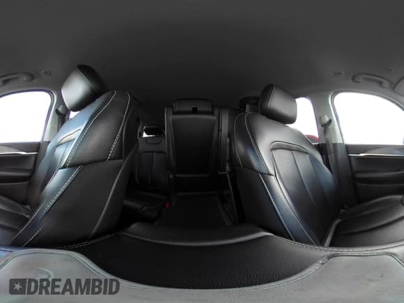 ✅ 2023 Jeep Grand Cherokee Limited • VIN: 1C4RJKBG3P8854132 • Lot: 42718689. Listed on IAAI with 27,637 mi. Free auction sales archive from the USA and detailed vehicle history report at DreamBid. Image 18.