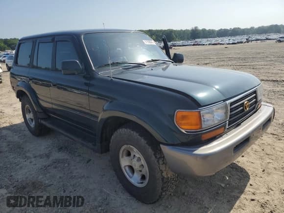 ✅ 1996 Toyota Land Cruiser • VIN: JT3HJ85J2T0131746 • Lot: 61558045. Wystawiony na Copart z przebiegiem 140 981 mil. Bezpłatny archiwum sprzedaży aukcyjnych z USA i szczegółowy raport historii pojazdu na DreamBid. Zdjęcie 4.