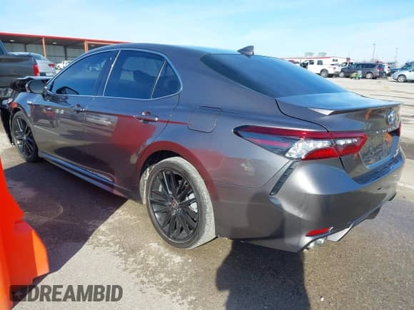 2021 Toyota Camry Hybrid XSE с VIN 4T1K31AK2MU023604, выставлен на аукционе IAAI как лот 41476057 с пробегом 26 211 миль миль и . История ставок и продаж доступна на DreamBid. Изображение 3.