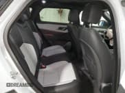 ✅ 2024 Land Rover Range Rover Velar Dynamic SE • VIN: SALYL2EX3RA389888 • Лот: 43770535. Опубликован ранее на Copart с пробегом 7 045 миль. Бесплатный доступ к архиву аукционных продаж из США и подробный отчёт об истории автомобиля на DreamBid. Изображение 11.