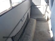 ✅ 1995 Ford Ranger XL • VIN: 1FTCR15U1SPB09193 • Lot: 42842812. Wystawiony na IAAI z przebiegiem 125 199 mil. Bezpłatny archiwum sprzedaży aukcyjnych z USA i szczegółowy raport historii pojazdu na DreamBid. Zdjęcie 8.