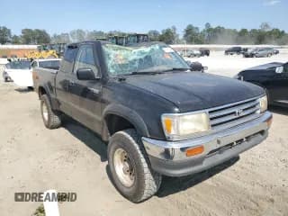 ✅ 1996 Toyota T100 DX • VIN: JT4UN22D4T0025356 • Лот: 71151044. Опубликован ранее на Copart с пробегом 199 903 миль. Бесплатный доступ к архиву аукционных продаж из США и подробный отчёт об истории автомобиля на DreamBid. Изображение 4.