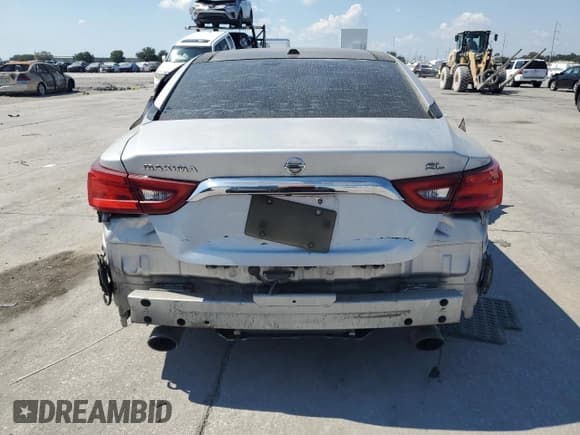 ✅ 2016 Nissan Maxima Platinum • VIN: 1N4AA6APXGC382939 • Lot: 80704575. Wystawiony na Copart z przebiegiem 211 790 mil. Bezpłatny archiwum sprzedaży aukcyjnych z USA i szczegółowy raport historii pojazdu na DreamBid. Zdjęcie 6.