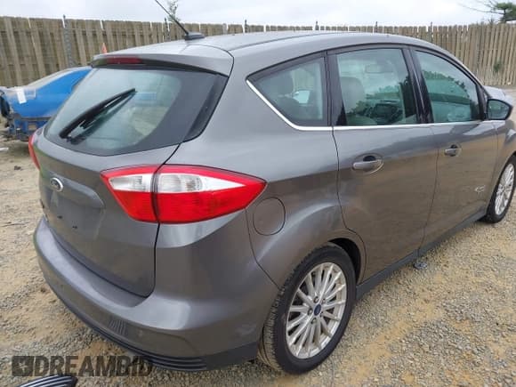 ✅ 2014 Ford C-Max SEL • VIN: 1FADP5CU5EL516567 • Lot: 42917494. Listed on IAAI with 89,341 mi. Free auction sales archive from the USA and detailed vehicle history report at DreamBid. Image 4.
