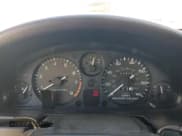 ✅ 1996 Mazda MX-5 Miata • VIN: JM1NA3533T0709887 • Lot: 74494564. Wystawiony na Copart z przebiegiem 65 822 mil. Bezpłatny archiwum sprzedaży aukcyjnych z USA i szczegółowy raport historii pojazdu na DreamBid. Zdjęcie 9.