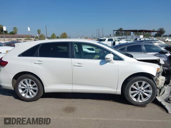 ✅ 2013 Toyota Venza LE • VIN: 4T3ZA3BB8DU075874 • Lot: 43558054. Listed on IAAI with 187,901 mi. Free auction sales archive from the USA and detailed vehicle history report at DreamBid. Image 13.