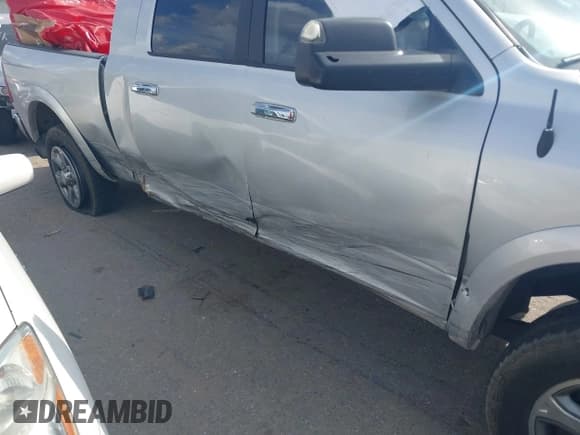 ✅ 2019 Ram ProMaster Cargo • VIN: 3C6URVJG0KE551496 • Лот: 43767652. Опубликован ранее на IAAI с пробегом 181 280 миль. Бесплатный доступ к архиву аукционных продаж из США и подробный отчёт об истории автомобиля на DreamBid. Изображение 6.