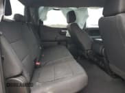 ✅ 2019 Chevrolet Silverado 1500 Custom • VIN: 1GCPYBEH5KZ361661 • Lot: 45741584. Wystawiony na Copart z przebiegiem 75 766 mil. Bezpłatny archiwum sprzedaży aukcyjnych z USA i szczegółowy raport historii pojazdu na DreamBid. Zdjęcie 10.