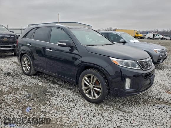 ✅ 2014 Kia Sorento SX Limited • VIN: 5XYKW4A72EG470901 • Lot: 96923285. Listed on Copart with 158,866 mi. Free auction sales archive from the USA and detailed vehicle history report at DreamBid. Image 4.