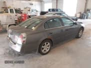 ✅ 2005 Nissan Altima 2.5 • VIN: 1N4AL11D25C247177 • Lot: 42657589. Wystawiony na IAAI z przebiegiem 355 924 mil. Bezpłatny archiwum sprzedaży aukcyjnych z USA i szczegółowy raport historii pojazdu na DreamBid. Zdjęcie 4.