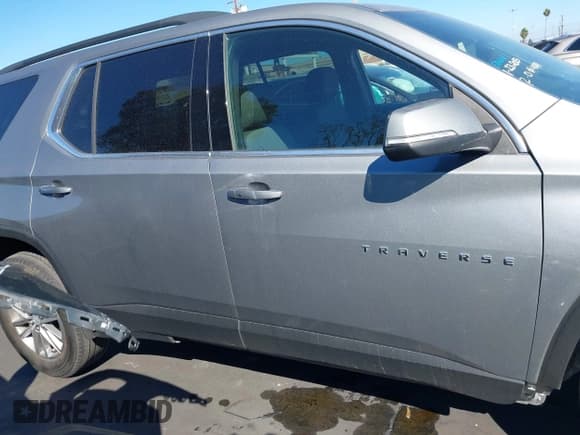 ✅ 2023 Chevrolet Traverse LT Cloth • VIN: 1GNERGKW4PJ167317 • Lot: 43365152. Listed on IAAI with 61,449 mi. Free auction sales archive from the USA and detailed vehicle history report at DreamBid. Image 14.