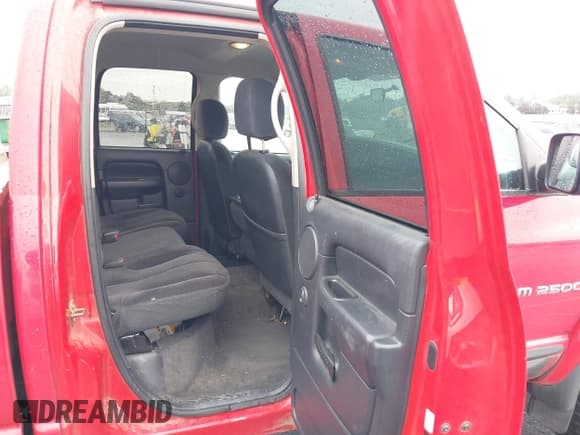 ✅ 2003 Dodge 2500 ST • VIN: 3D7KU28C73G820444 • Лот: 43352615. Опубликован ранее на IAAI с пробегом 291 002 миль. Бесплатный доступ к архиву аукционных продаж из США и подробный отчёт об истории автомобиля на DreamBid. Изображение 8.