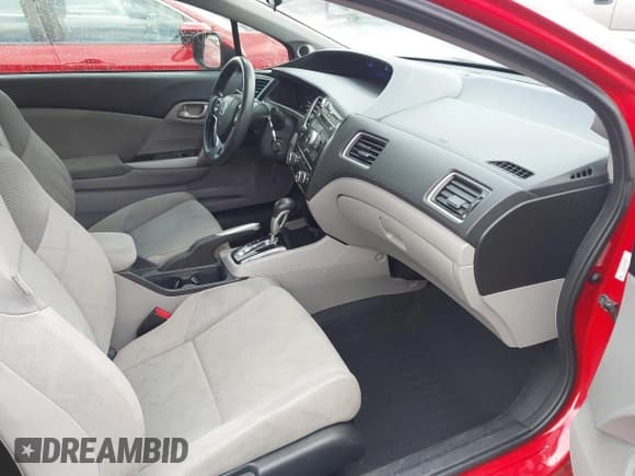 ✅ 2013 Honda Civic LX • VIN: 2HGFG3B53DH532748 • Lot: 43603855. Listed on IAAI with 87,065 mi. Free auction sales archive from the USA and detailed vehicle history report at DreamBid. Image 5.