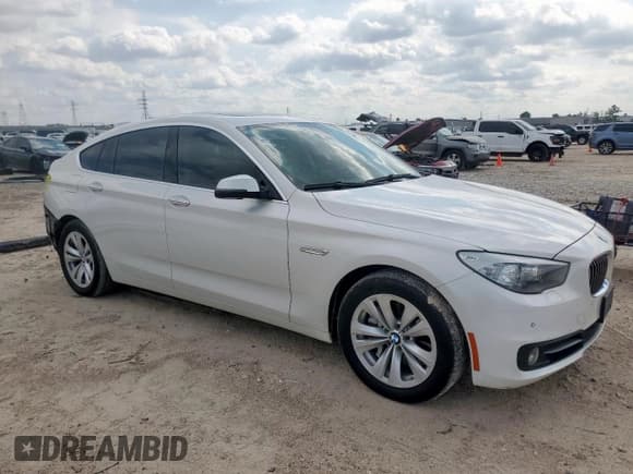 ✅ 2015 BMW 5 Series 535i Gran Turismo • VIN: WBA5M2C52FD872028 • Lot: 90222325. Wystawiony na Copart z przebiegiem 129 087 mil. Bezpłatny archiwum sprzedaży aukcyjnych z USA i szczegółowy raport historii pojazdu na DreamBid. Zdjęcie 4.