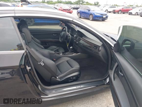 ✅ 2011 BMW 3 Series 328i • VIN: WBADW3C50BE536877 • Лот: 42469193. Опубликован ранее на IAAI с пробегом 136 989 миль. Бесплатный доступ к архиву аукционных продаж из США и подробный отчёт об истории автомобиля на DreamBid. Изображение 5.