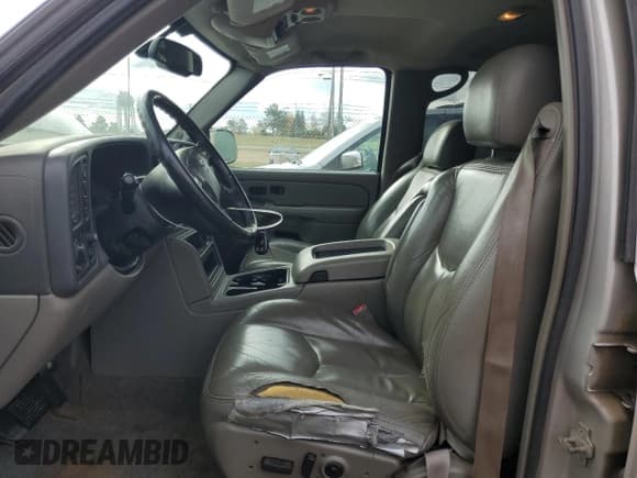 ✅ 2005 Chevrolet Tahoe LT • VIN: 1GNEK13T15J175376 • Lot: 87007015. Listed on Copart with 135,021 mi. Free auction sales archive from the USA and detailed vehicle history report at DreamBid. Image 7.