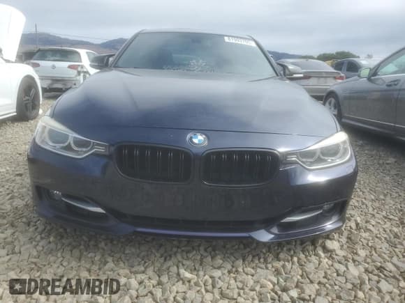 ✅ 2013 BMW 3 Series 335i • VIN: WBA3A9C54DF475978 • Lot: 81993705. Listed on Copart with 146,091 mi. Free auction sales archive from the USA and detailed vehicle history report at DreamBid. Image 5.