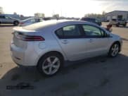 ✅ 2013 Chevrolet Volt • VIN: 1G1RD6E41DU131178 • Lot: 79128404. Wystawiony na Copart z przebiegiem 195 083 mil. Bezpłatny archiwum sprzedaży aukcyjnych z USA i szczegółowy raport historii pojazdu na DreamBid. Zdjęcie 3.