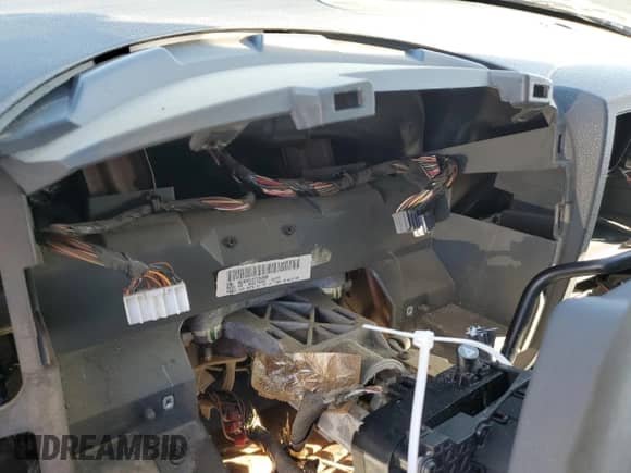 2007 Dodge Dakota ST z VIN 1D7HW22K57S216328, wystawiony jako Copart lot #47400585 z przebiegiem Nie podano mil oraz Szkoda całkowita • Salvage title. Historia ofert i sprzedaży dostępna na DreamBid. Obrazek 9.