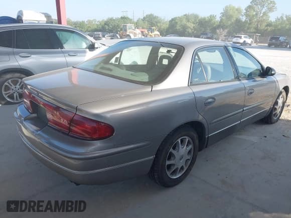 ✅ 1999 Buick Regal LS • VIN: 2G4WB52K3X1446833 • Лот: 42281801. Опубликован ранее на IAAI с пробегом Не указан. Бесплатный доступ к архиву аукционных продаж из США и подробный отчёт об истории автомобиля на DreamBid. Изображение 4.