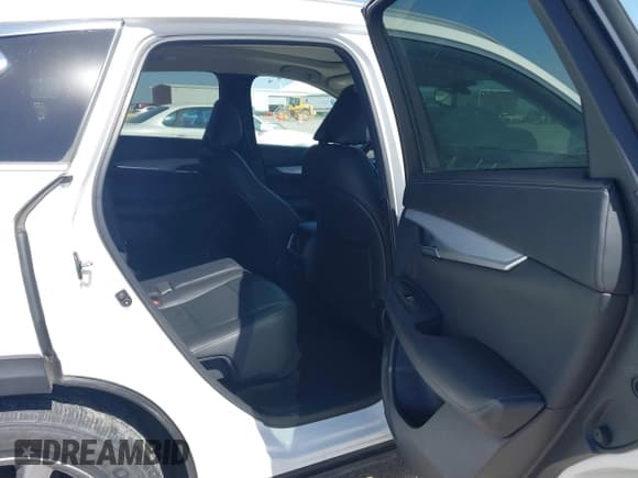 ✅ 2020 Infiniti QX50 Essential • VIN: 3PCAJ5M32LF103266 • Лот: 41822904. Опубликован ранее на IAAI с пробегом 39 834 миль. Бесплатный доступ к архиву аукционных продаж из США и подробный отчёт об истории автомобиля на DreamBid. Изображение 8.