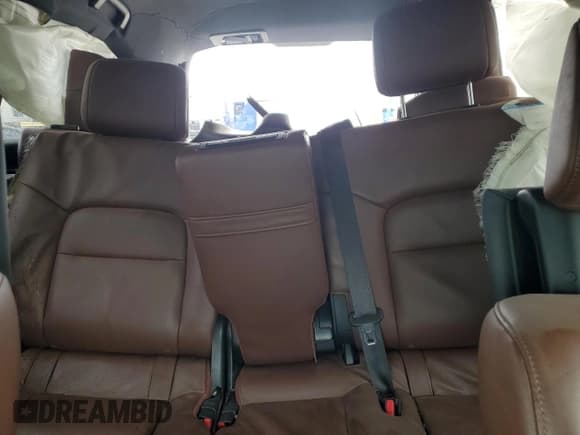 ✅ 2017 Toyota Land Cruiser • VIN: JTMCY7AJ5H4059717 • Lot: 79682424. Listed on Copart with 62,277 mi. Free auction sales archive from the USA and detailed vehicle history report at DreamBid. Image 10.