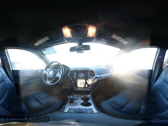 ✅ 2014 Jeep Grand Cherokee Limited • VIN: 1C4RJFBG8EC188807 • Lot: 43488950. Wystawiony na IAAI z przebiegiem 189 311 mil. Bezpłatny archiwum sprzedaży aukcyjnych z USA i szczegółowy raport historii pojazdu na DreamBid. Zdjęcie 18.