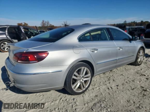 ✅ 2014 Volkswagen CC Executive • VIN: WVWRN7AN2EE527477 • Лот: 93368975. Опубликован ранее на Copart с пробегом Не указан. Бесплатный доступ к архиву аукционных продаж из США и подробный отчёт об истории автомобиля на DreamBid. Изображение 3.