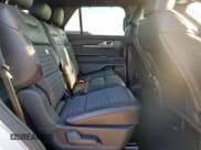 ✅ 2025 Ford Explorer ST-Line • VIN: 1FMUK7KH8SGA16315 • Lot: 68359905. Wystawiony na Copart z przebiegiem 4 489 mil. Bezpłatny archiwum sprzedaży aukcyjnych z USA i szczegółowy raport historii pojazdu na DreamBid. Zdjęcie 11.