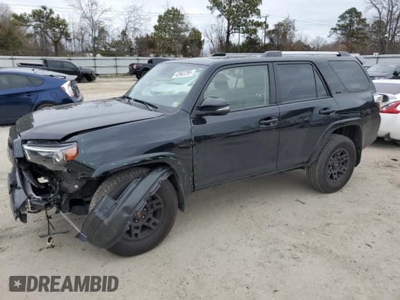 ✅ 2023 Toyota 4Runner SR5 Premium • VIN: JTEFU5JR5P5297462 • Lot: 43962295. Listed on Copart with 11,215 mi. Free auction sales archive from the USA and detailed vehicle history report at DreamBid. Image 1.